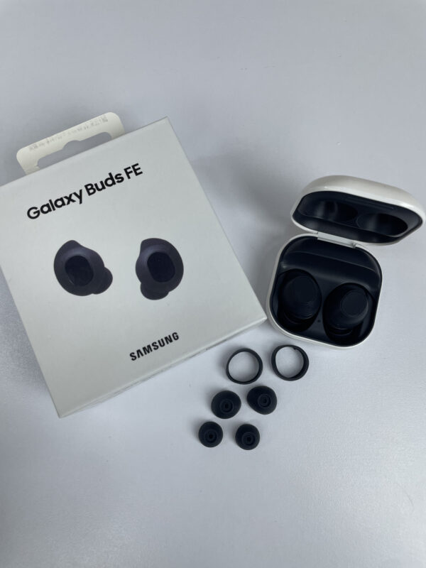 Audifonos Samsung Galaxy Buds - Image 2