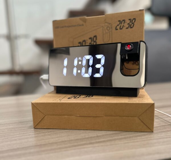 Reloj Despertador Digital Proyector - Image 3